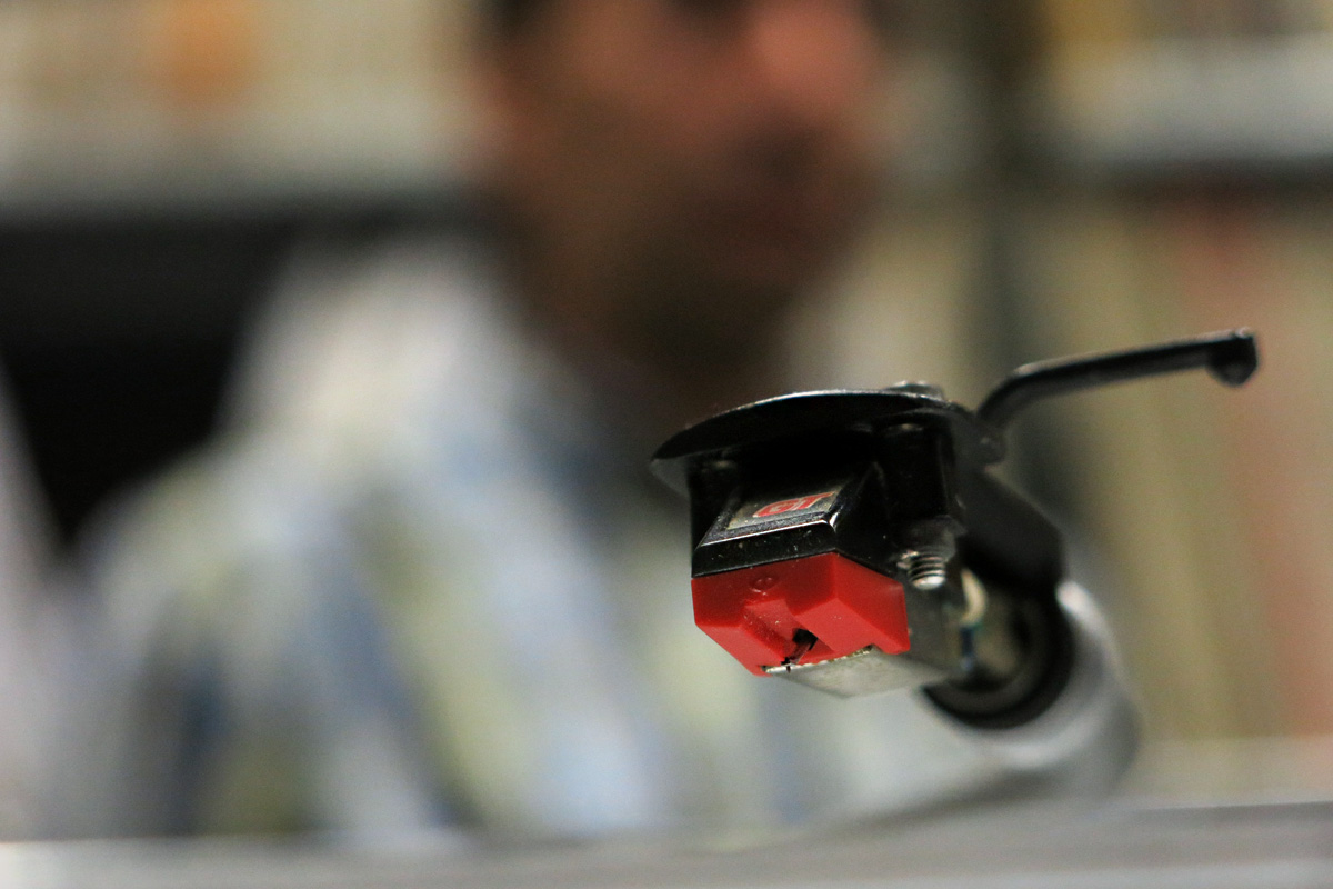 Illustration for article titled Van szükséged lemezboltra? Ötmillió forintért a tiéd lehet!