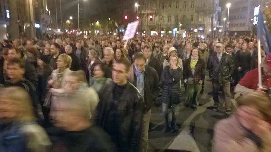 Illustration for article titled Vida Ildikó lemondását követeli sok ember