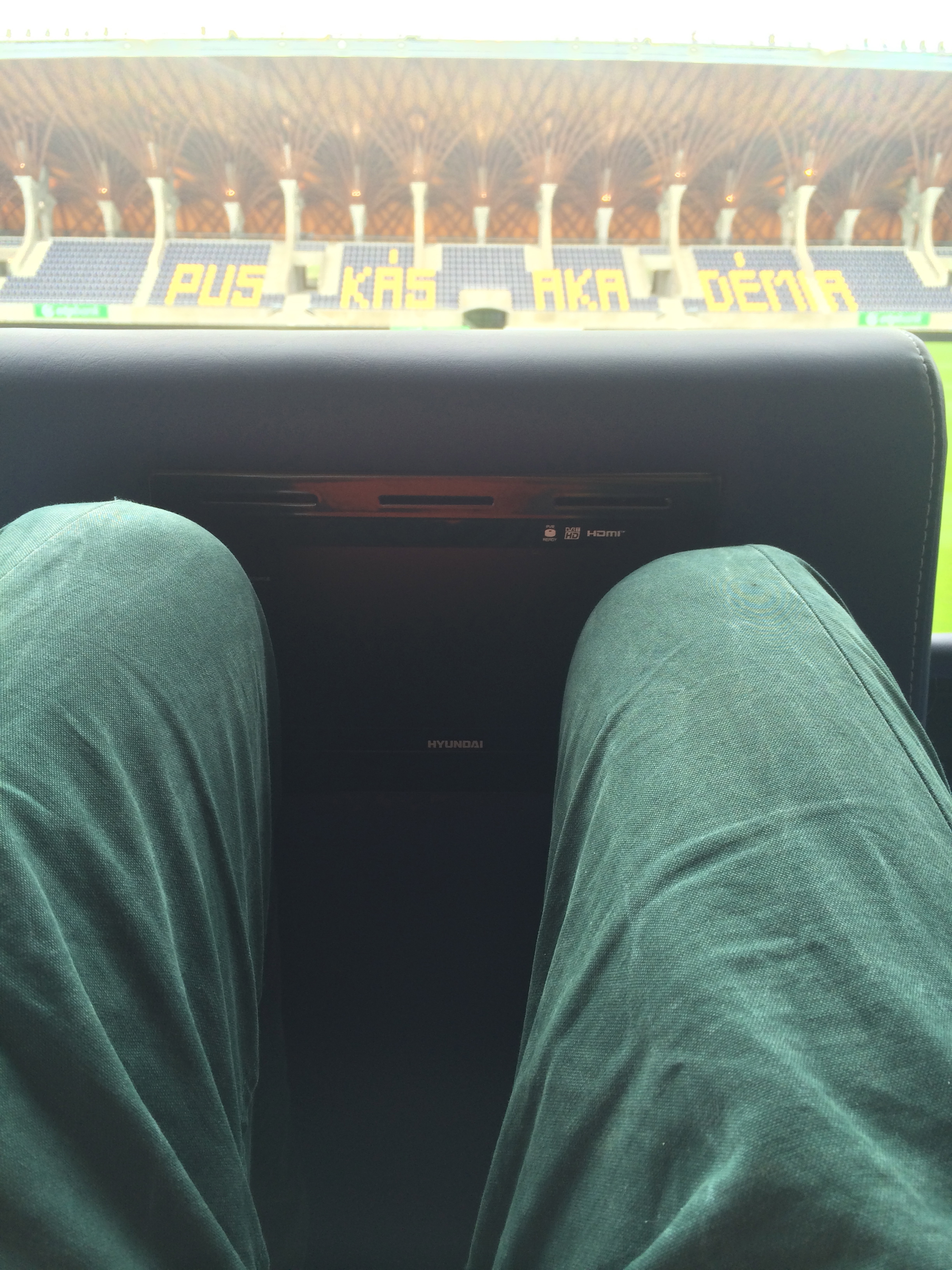 Illustration for article titled Sosem látott fotók I. Orbán Ramszesz felcsúti piramisából