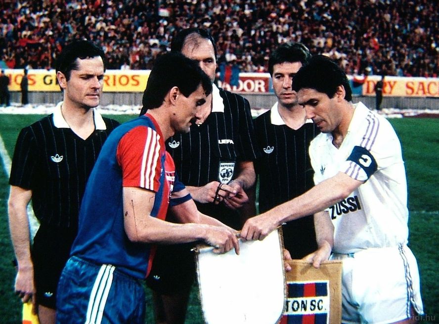 Illustration for article titled Egyszer volt egész évben karácsony