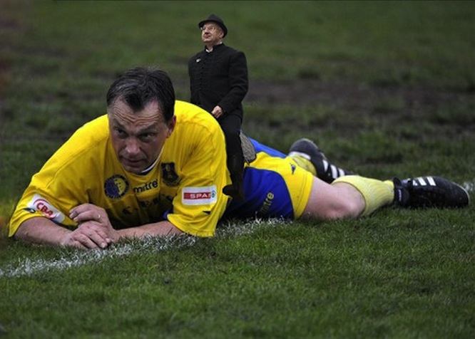 Semjén Zsolt a helyszínen teszi helyre a világháborút