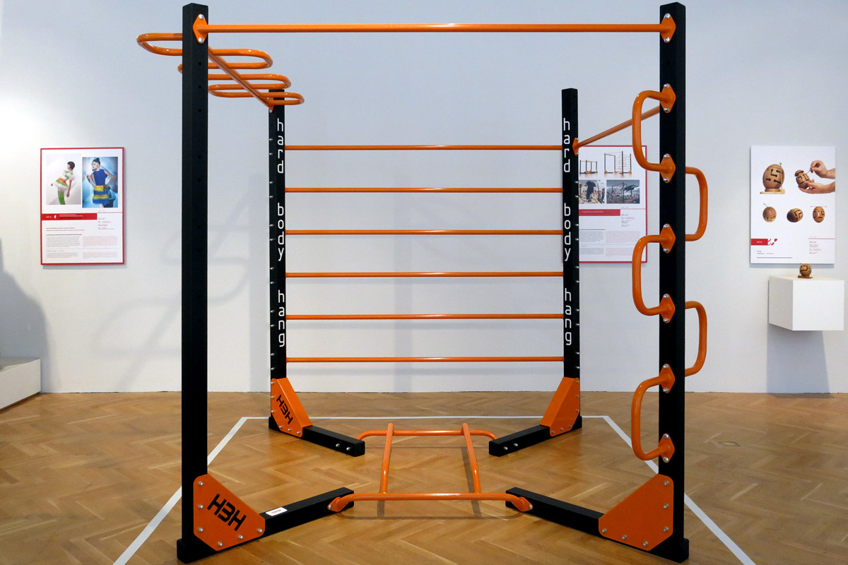 Illustration for article titled Végre itt az ember, aki elkergetheti Bogyót és Babócát