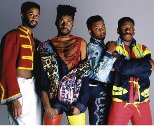 Illustration for article titled Személyes vallomásokkal teletűzdelt zenei hullámvasút, melynek végállomásán a világ egyik legjobb bandájára lelsz II. rész