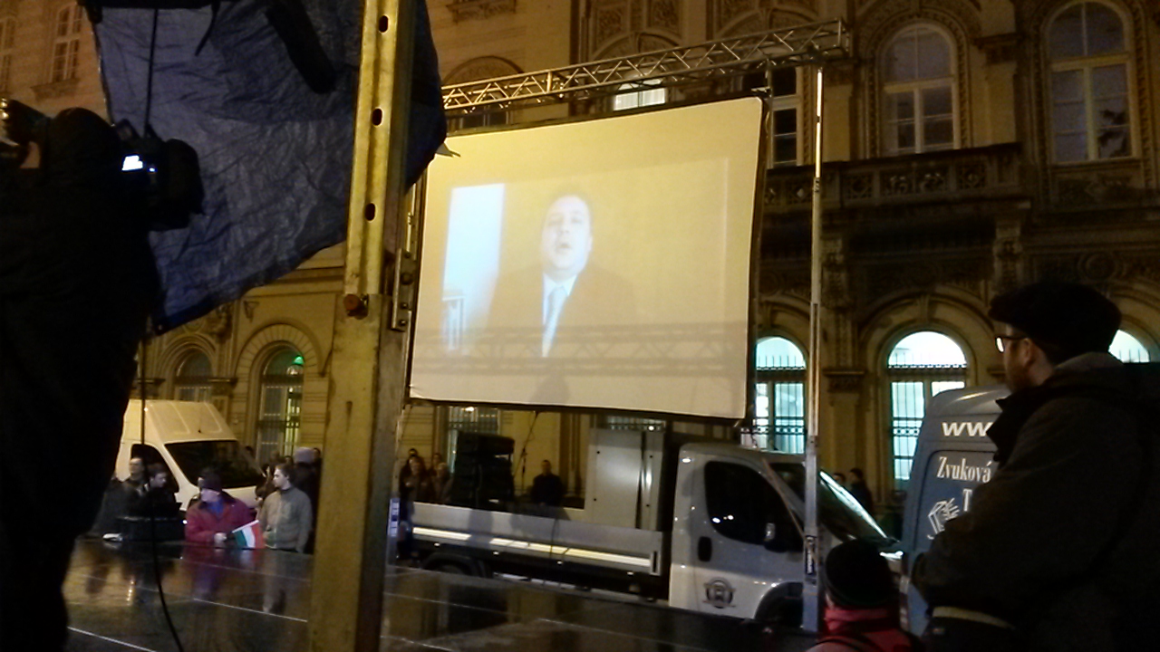 Illustration for article titled A tüntetős animgifek mindig jól néznek ki