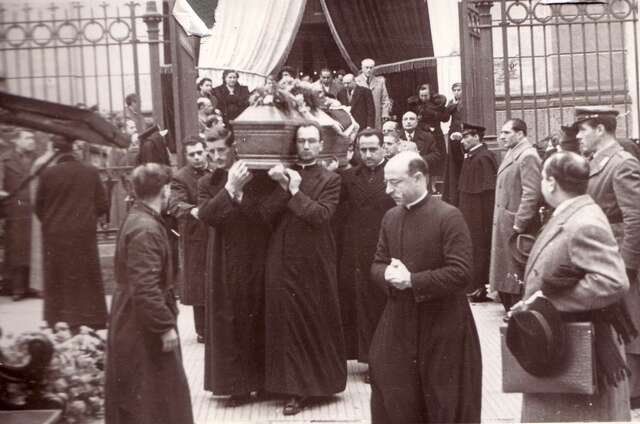 Illustration for article titled Politikonc$115 000 000