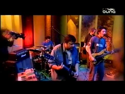 Itt egy most feltöltött, 12 éves és elég jó Kispál-tévéfelvétel