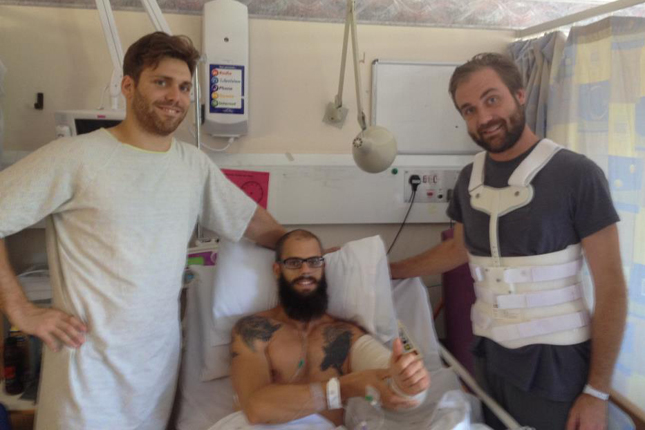 Illustration for article titled A Bárónő lila ruhát öltött ( elfogult és csapongó ömlengéscunami bármiről, ami a Baroness zenekarral kapcsolatos)