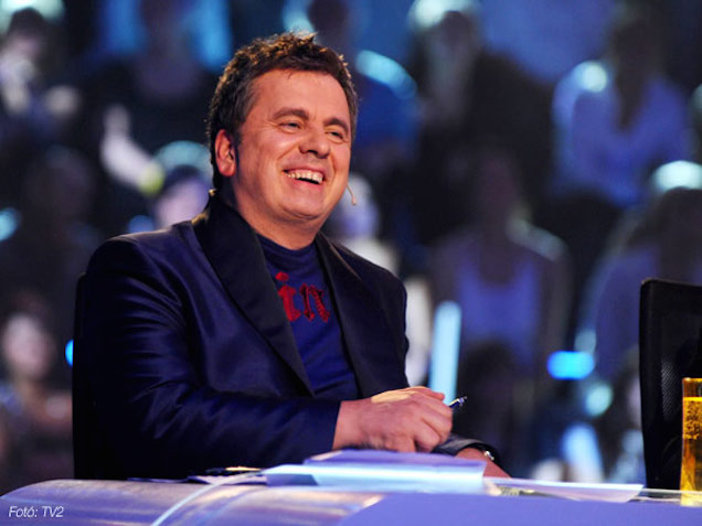 Nem vicc: híres embereket zárnak össze egy napra Friderikusz Sándorral