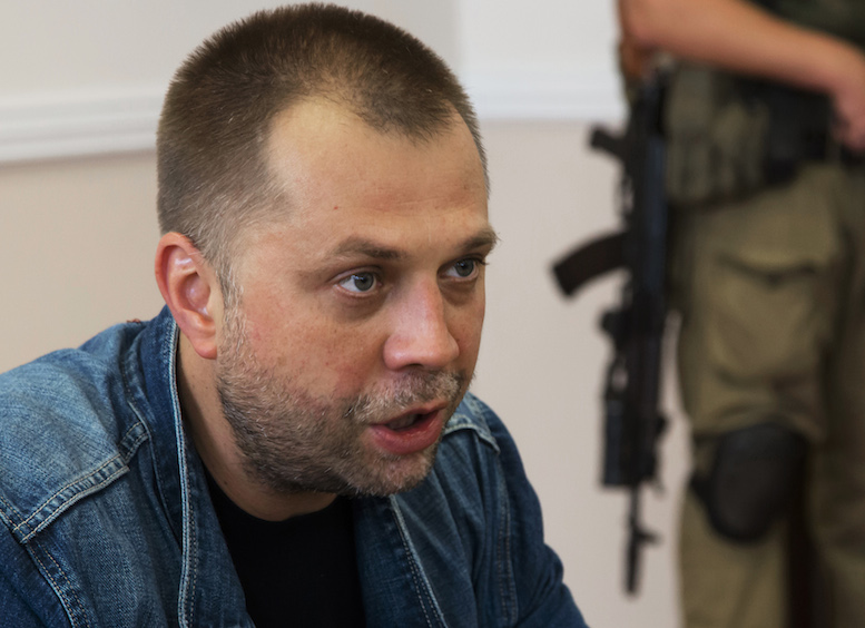 A szeparatisták átadták a fekete dobozt, elindították a holttesteket