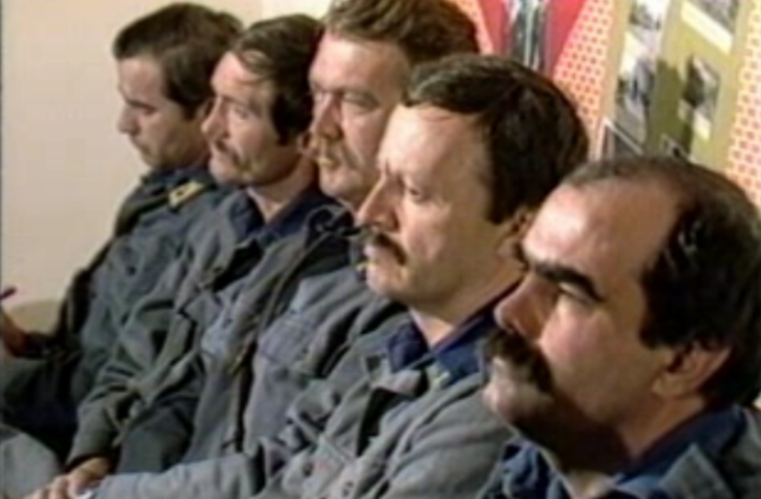 Tanuljatok közelharcot a munkásőrség homlokon botozós oktatófilmjéből