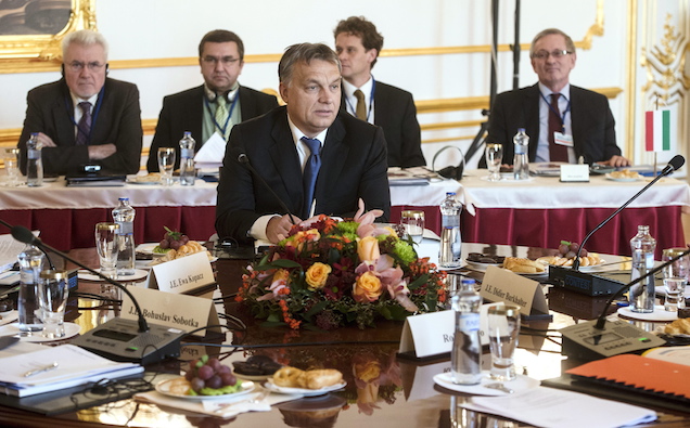 A Népszava megint ledobta az