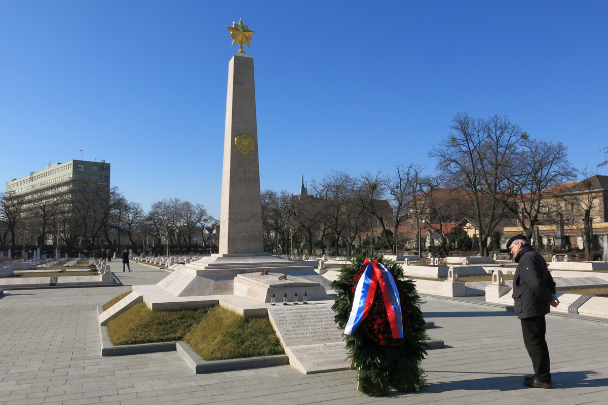 Putyin persze nem ellenforradalmat koszorúzott, de van más meglepetés is