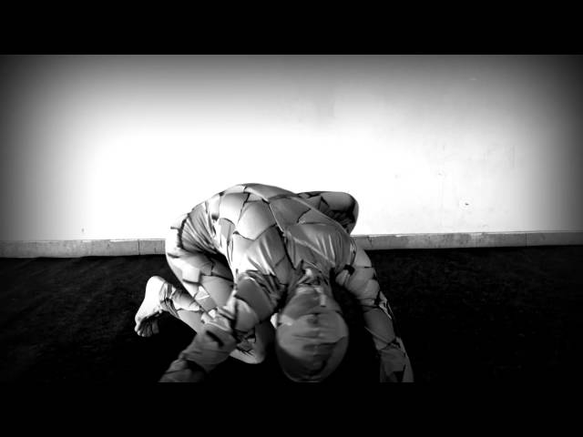 Ejtőzz politikamentesen egy Karafiáth Orsolya-klippel!