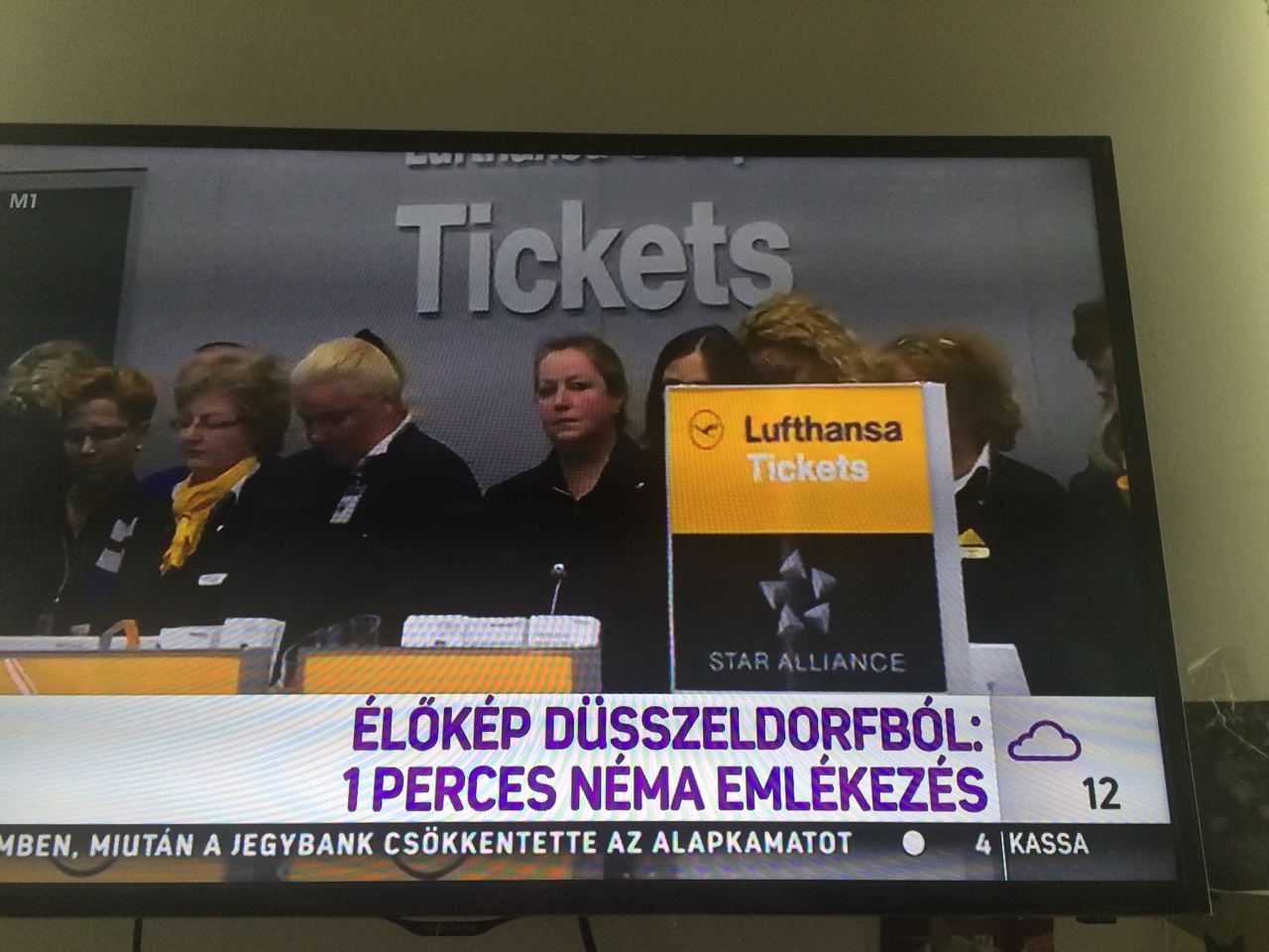 A maga módján emlékezett meg az M1 a keddi repülőbaleset áldozatairól