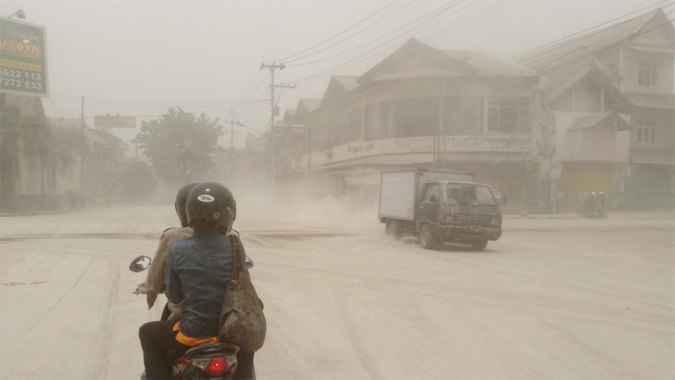 Ilyen, amikor hamut lélegzik és cementet köp az ember