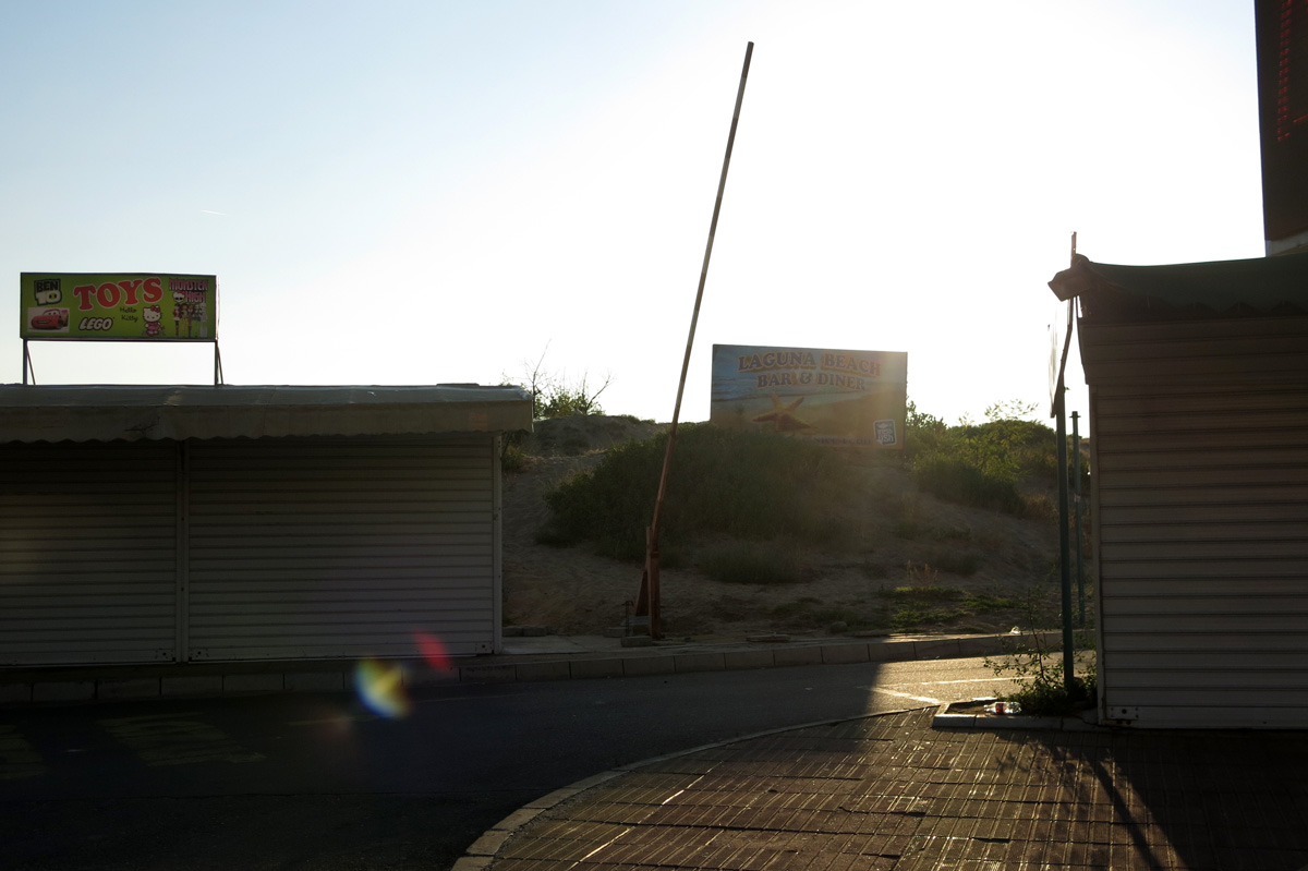 Illustration for article titled Siófok szorozva ezerrel – egy hét szenvedés a Naposparton