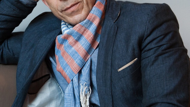 A sálas ember, aki csak beleugrott a magyarliberális buliba