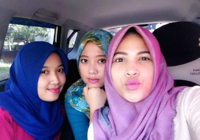 Vallási vezető kelt ki a szelfik ellen, mi lett az eredmény?