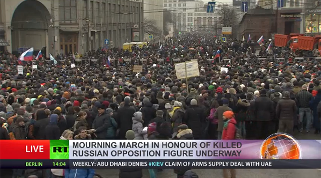 Több tízezren vonultak Moszkvában Nyemcov gyászmenetén