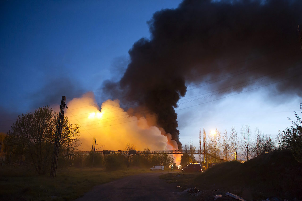 Marha nagy tűz lett ma hajnalban egy budapesti szeméttelepen