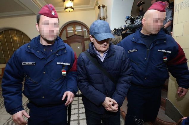 Ki ez a Simon Gábor tulajdonképpen? És mi ez az egész?