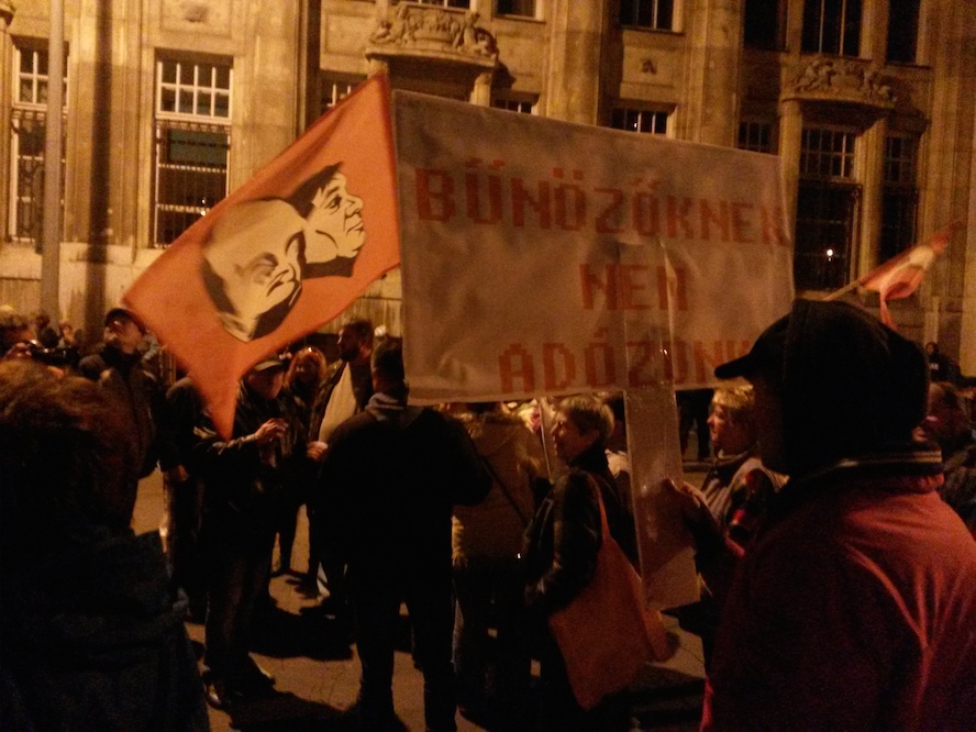 Már meg is telt a József nádor tér