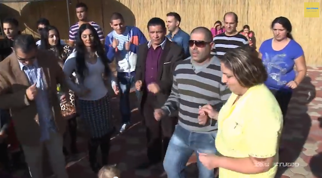 Mondhattok bármit, ennél menőbb Stayin' Alive-ot én még soha-soha