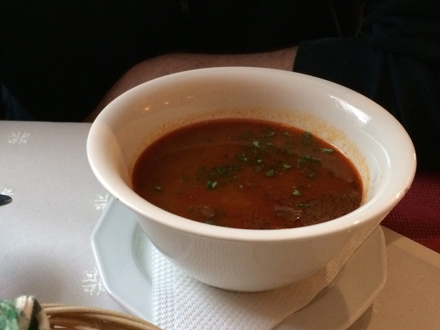 Illustration for article titled Zsír és kommunizmus: a Márkus vendéglő