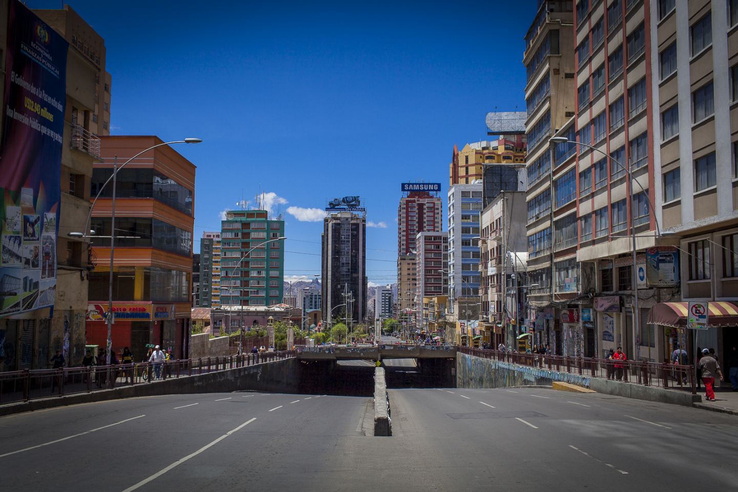 Szellemvárossá lett Bolívia fővárosa az elnökválasztás alatt