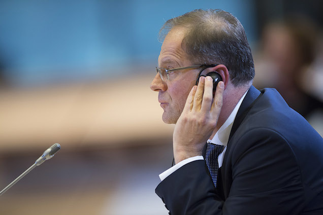 Navracsics az állampolgársági ügyek helyett a sportügyeket kapta