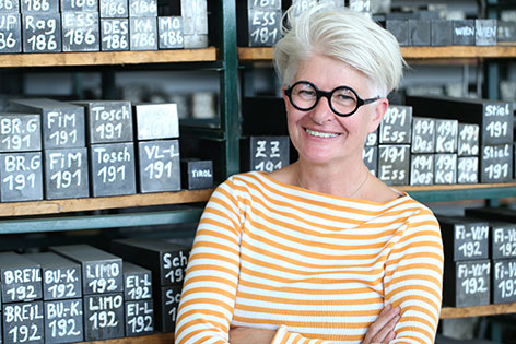 Illustration for article titled KLIMT ARANY KÉPEI ÉLŐ MODELLEKKEL!