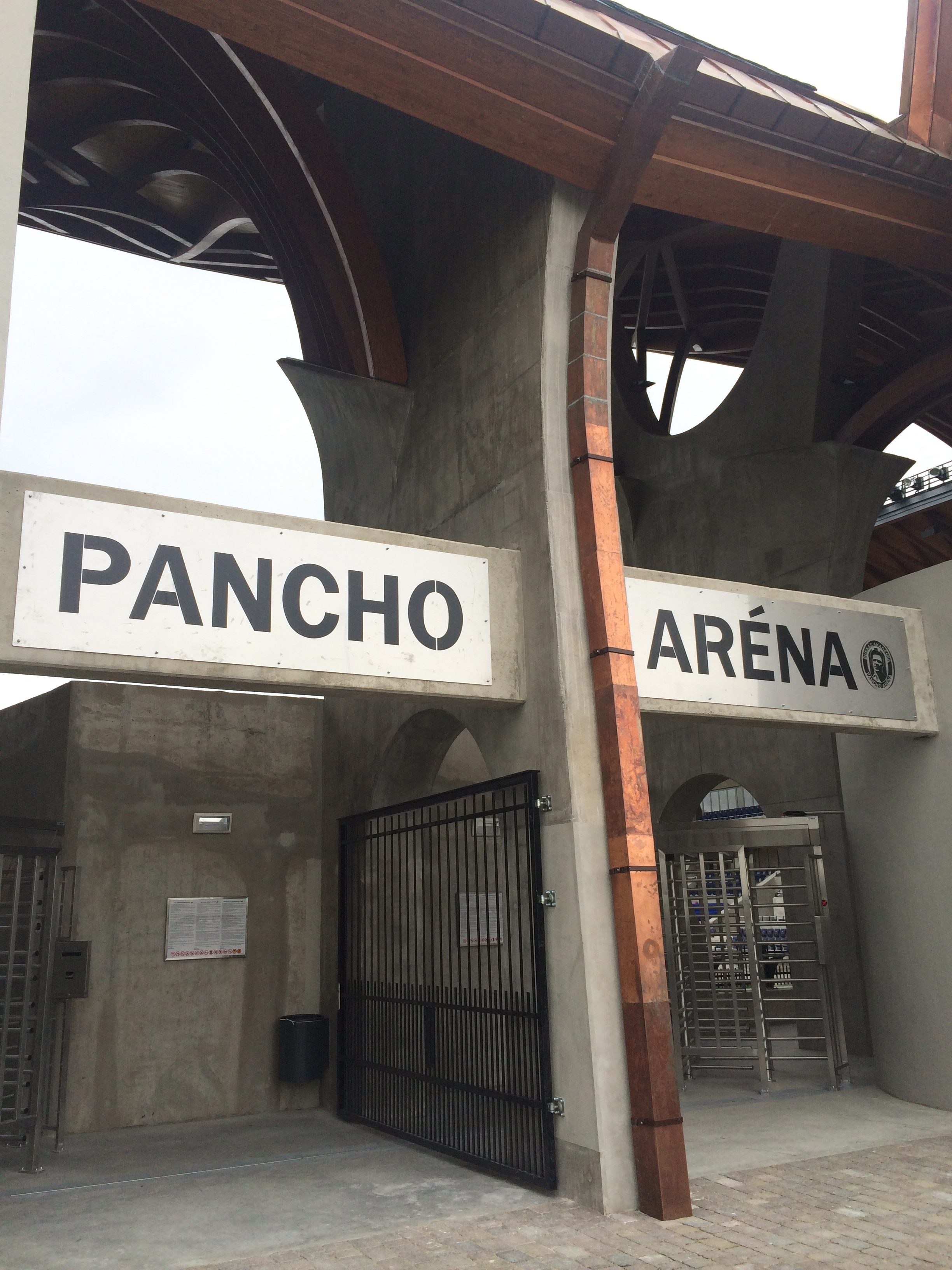 Illustration for article titled Sosem látott fotók I. Orbán Ramszesz felcsúti piramisából