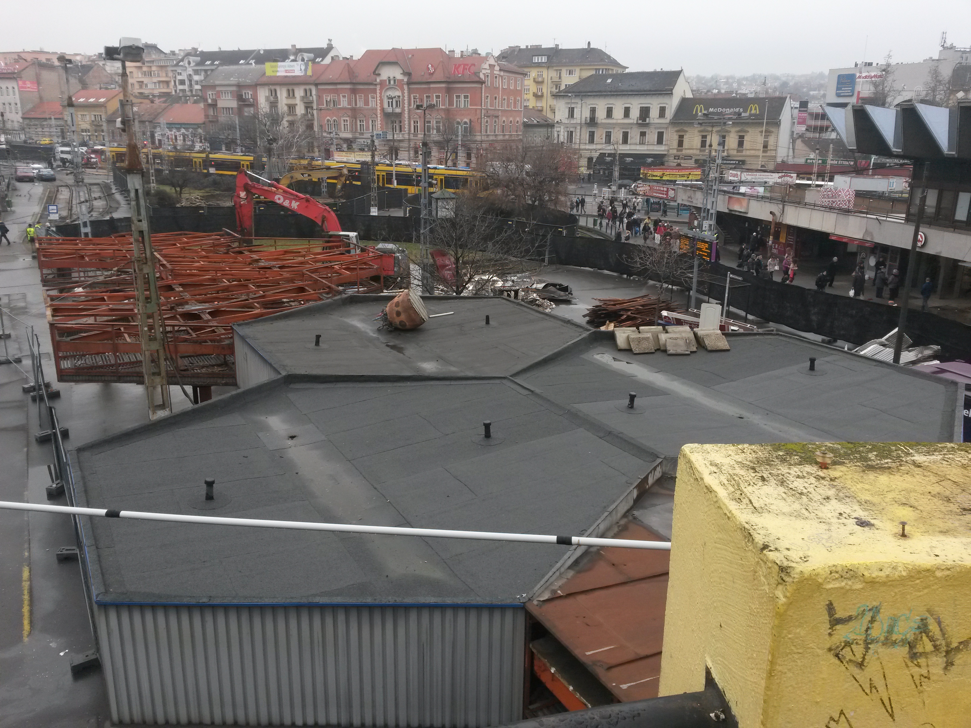 Illustration for article titled Így verik szét a Moszkva teret épp most