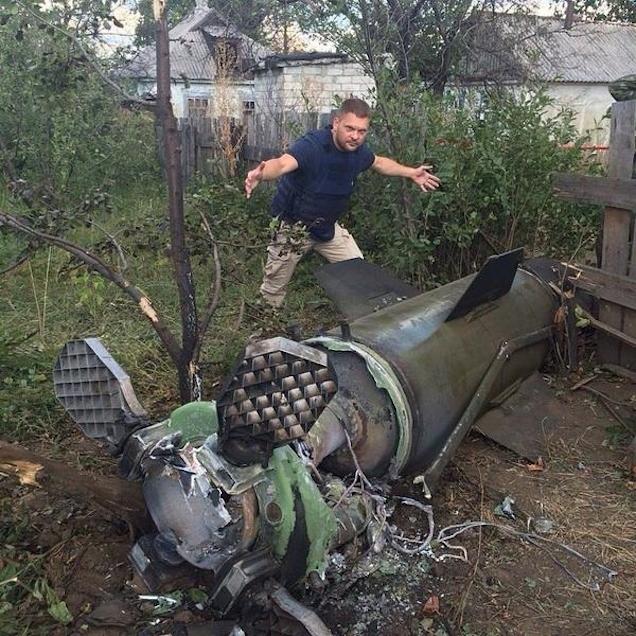 Ukrán ballisztikus rakéta a lakossági zöldségeskertben