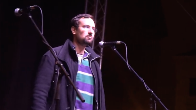 Viktor, az órát állítottuk vissza, nem az évszázadot!