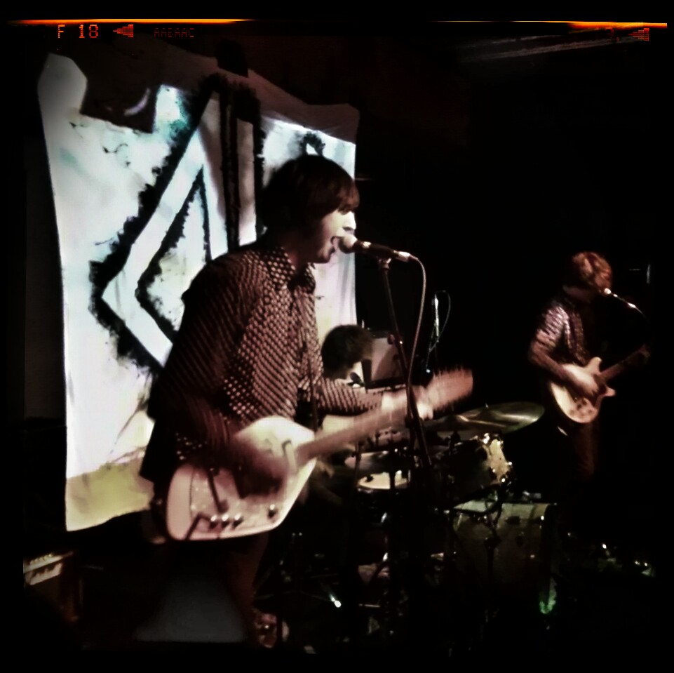 Jóléti rock and roll: bennszülött garázsrock Antwerpenben