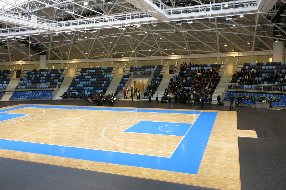 Illustration for article titled Simicskó Air István majdnem bezsákolta a kisgyereket