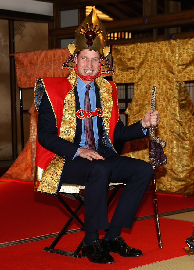 Vilmos herceg Japánban járt és sok-sok mókás dolgot csinált