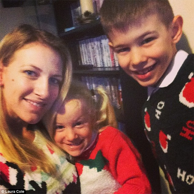 Illustration for article titled Ultimátumot adott a Mikulás két gyereknek