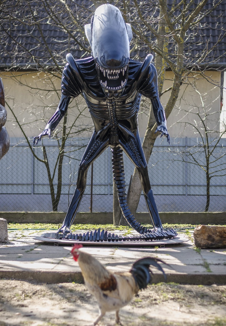 Ez az Alien biztos nálatok is feldobná a belső udvart