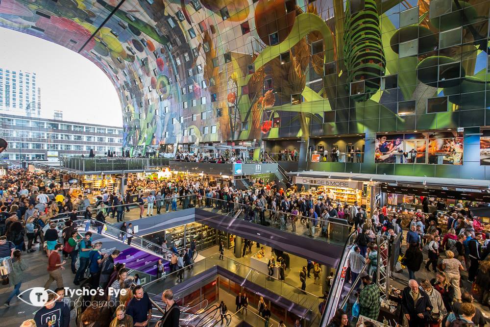 Illustration for article titled Űrhajó landolt Rotterdamban