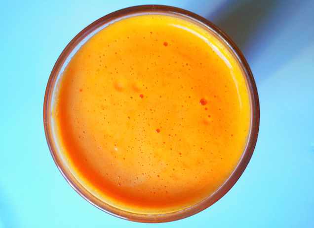 Csókolj gyorsan, préselj lassan*