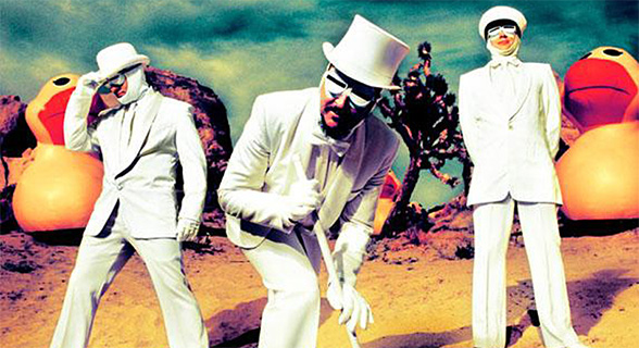 Illustration for article titled Személyes vallomásokkal teletűzdelt zenei hullámvasút, melynek végállomásán a világ egyik legjobb bandájára lelsz II. rész