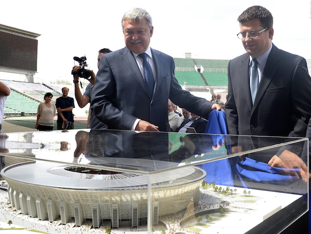 A Magyar Nemzet úgy lövi Seszták Miklóst, mintha fizetnék érte