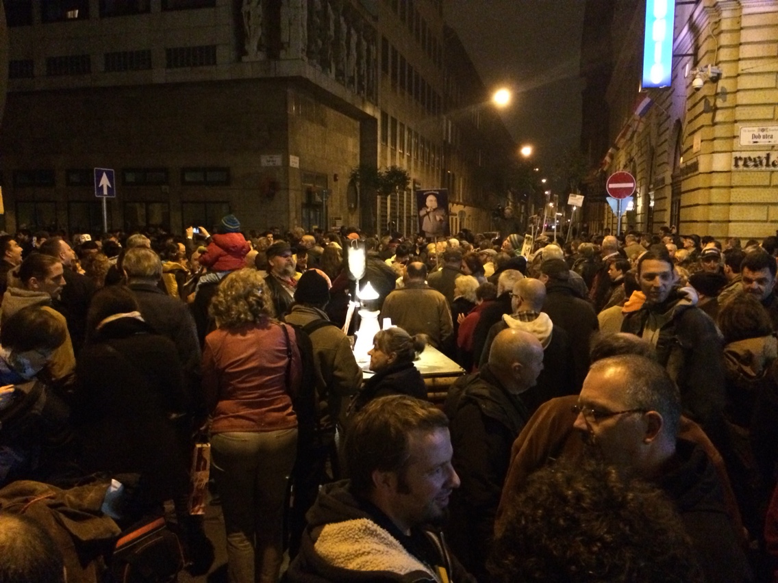 Vida Ildikó lemondását követeli sok ember