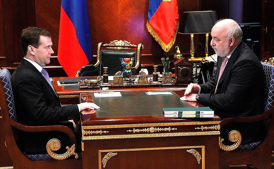 Illustration for article titled ПОЛИТИКОНЦ#3