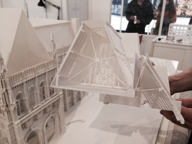 Illustration for article titled Tátva maradt a szám az Országházról készült csodamakett láttán