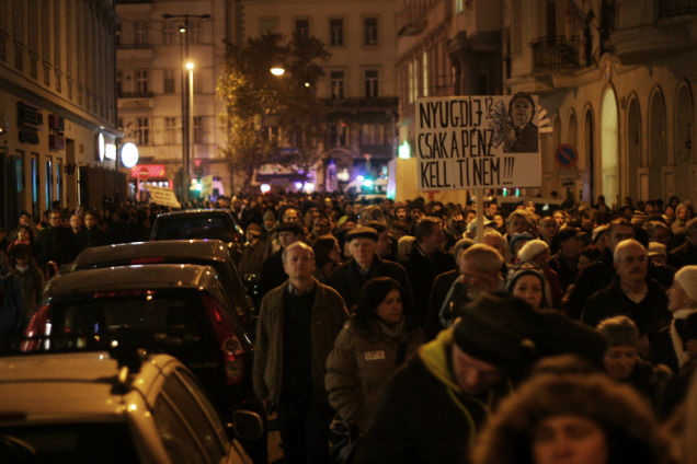 Ha nem akarjátok odaadni a magánnyugdíjpénzeteket a Fidesznek
