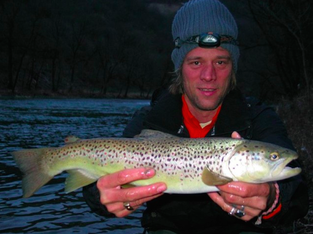 Szily például még a számára politikailag vállalhatatlan Ádert is ünnepli