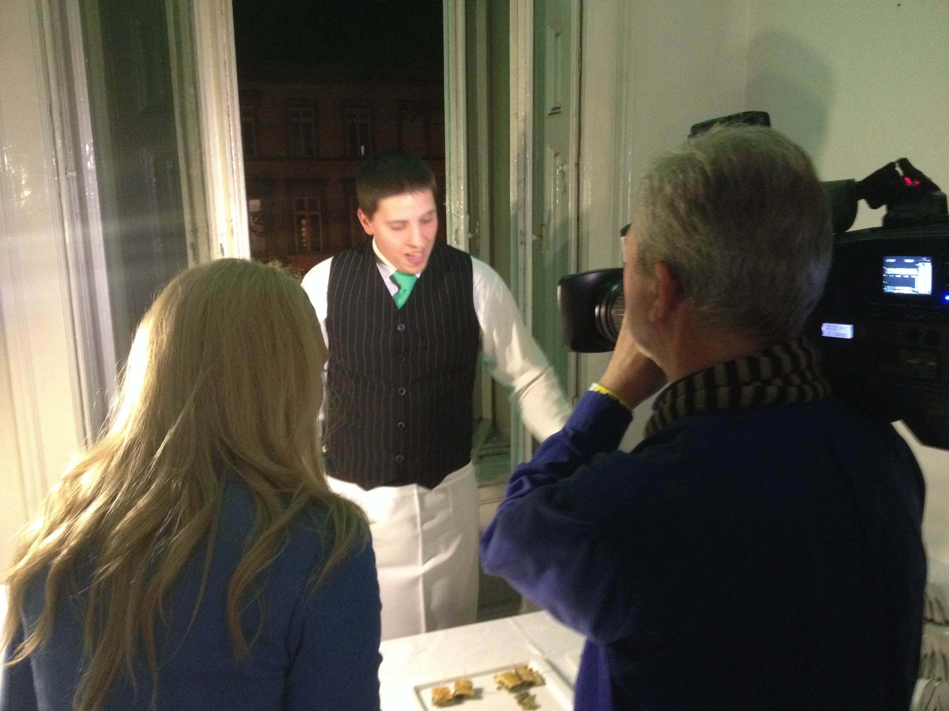 Illustration for article titled Billeg a Fidesz-kétharmad, bejut az LMP (percről percre)